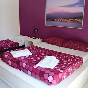 Casa Civita Centro Aeroporto di Catania Fontana Rossa